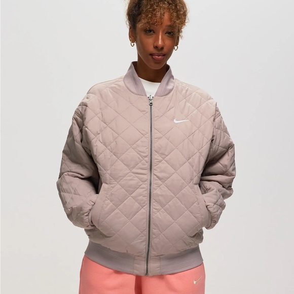 NIKE WOMEN’S REVERSIBLE VARSITY BOMBER JACKET - Picture 7 of 10